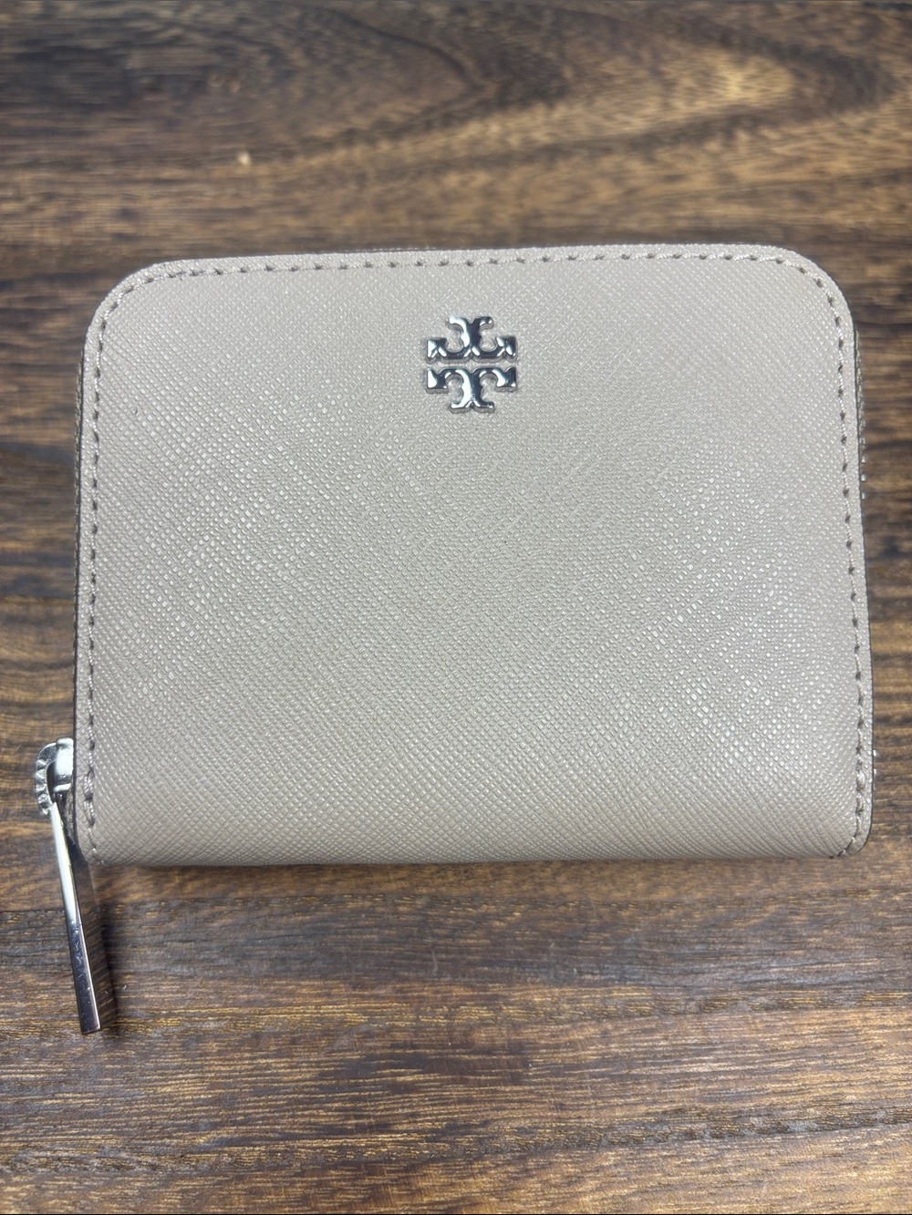 Tory Burch Compact Zip Wallet in Taupe